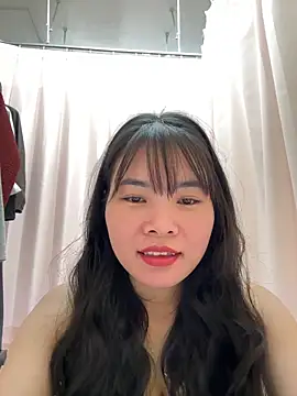 Naked-xx online show from May 7, 3:11 am