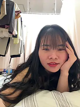 Naked-xx online show from May 24, 1:00 pm