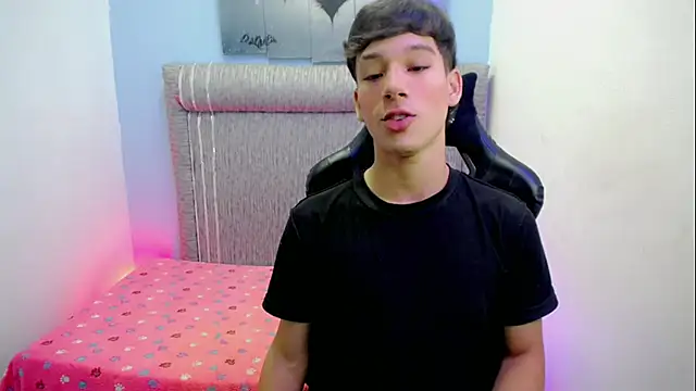 Snapshot of Angelito_66 chatting on April 7, 3:41 am Angelito 66 online show from April 7, 3:41 am