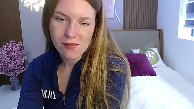 Snapshot of Carammelstorm chatting on April 6, 3:13 am Carammelstorm online show from April 6, 3:13 am