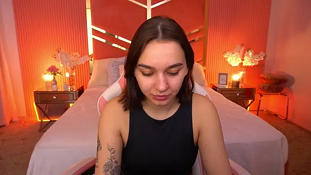 FlirtyMusa online show from May 3, 12:09 pm