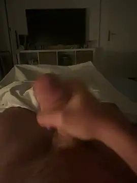 cum king75 online show from May 26, 7:50 am