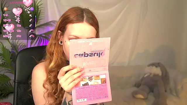 zoeforrd online show from April 15, 5:02 am