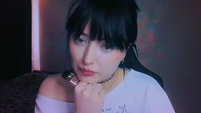 Snapshot of Katarina_Fox_ chatting on April 11, 11:14 am Katarina Fox online show from April 11, 11:14 am