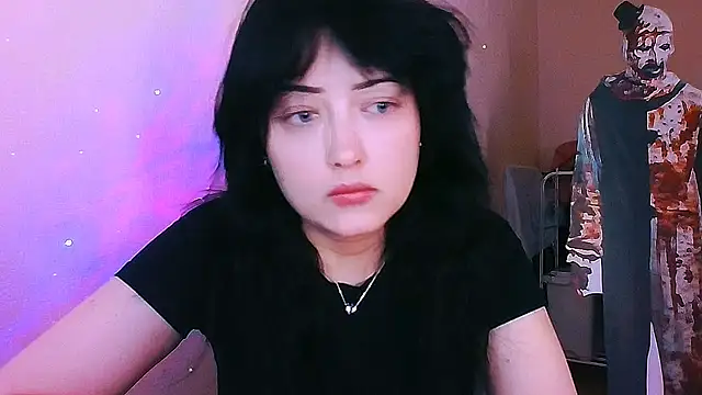 Snapshot of Katarina_Fox_ chatting on March 31, 11:12 am Katarina Fox online show from March 31, 11:12 am