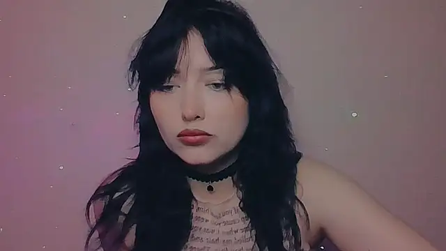 Snapshot of Katarina_Fox_ chatting on April 5, 11:17 am Katarina Fox online show from April 5, 11:17 am