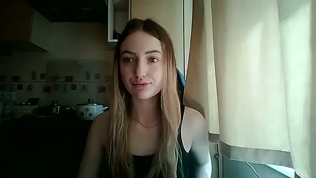 KariLindsey online show from April 17, 9:12 am