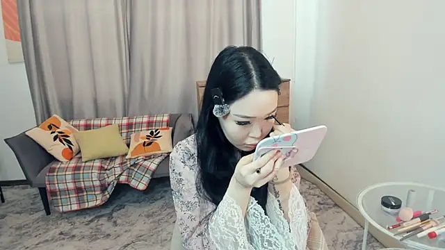 Amai Tsumi online show from April 24, 7:10 am