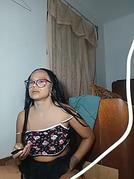 xblackstarX1 online show from May 6, 4:27 am
