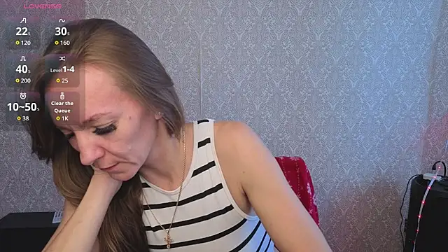 jesica mooonn online show from March 27, 8:26 am