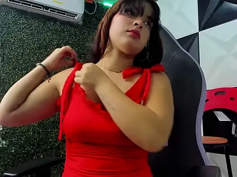 nayelis girlx online show from March 28, 2:07 pm