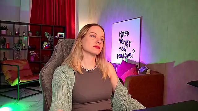 VireliaMoonfall online show from April 24, 8:38 am