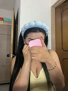 Cami olarte online show from July 17, 11:46 pm