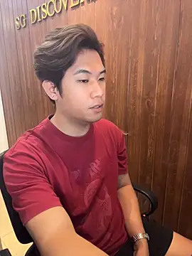 Snapshot of Titanryu chatting on April 27, 2:31 am Titanryu online show from April 27, 2:31 am