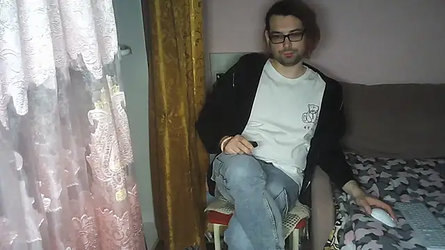 ShrillChili47 online show from March 26, 9:46 pm