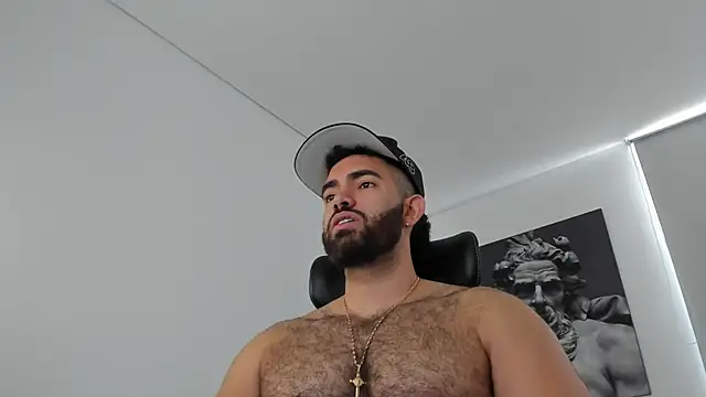 simonleon27 online show from May 17, 4:29 pm
