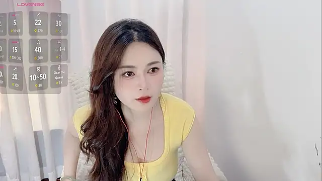 -Annie-Aria- online show from May 11, 9:43 am