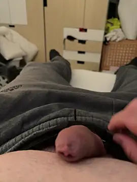 germanboy3 online show from April 25, 6:49 pm