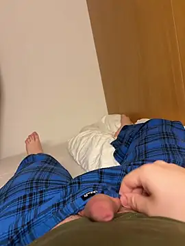 germanboy3 online show from April 4, 8:59 pm