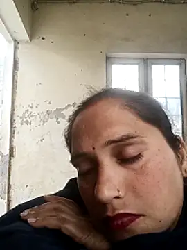 Raanieoy012 online show from March 27, 5:05 am