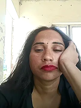 Raanieoy012 online show from April 24, 2:46 am