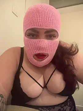 bella2399 online show from May 7, 10:57 pm