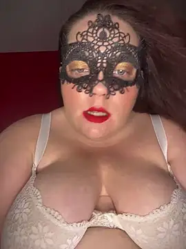 Snapshot of bella2399 chatting on June 18, 5:29 pm bella2399 online show from June 18, 5:29 pm