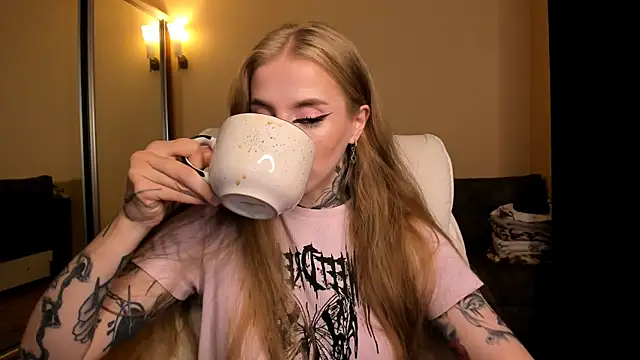 harley kimm online show from July 6, 5:47 am