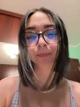 Snapshot of TheaMerve chatting on July 11, 6:52 pm TheaMerve online show from July 11, 6:52 pm