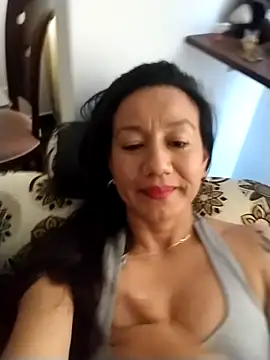 Snapshot of danna_tt chatting on July 18, 9:56 pm danna tt online show from July 18, 9:56 pm