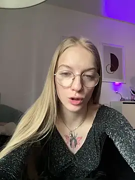 EvaEvis online show from May 13, 5:14 am