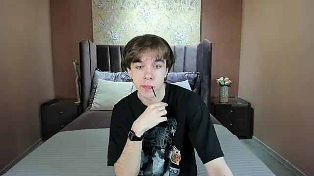 DaveBevy online show from May 27, 7:43 pm