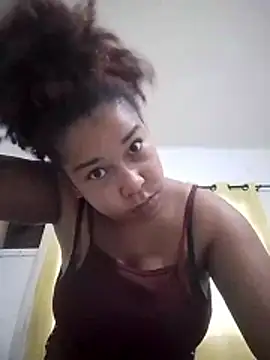 kimberlly25 online show from April 8, 1:34 pm