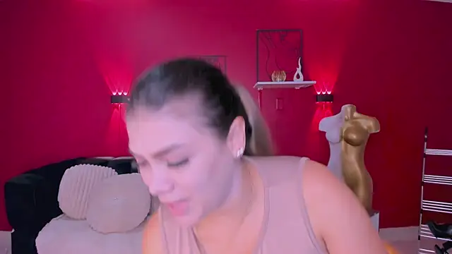 Sofia Velvetx online show from May 26, 1:09 pm