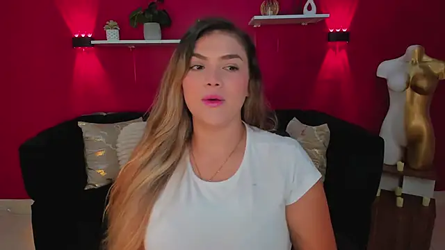 Sofia Velvetx online show from April 28, 1:48 pm