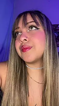 NinaValencia  online show from March 28, 7:59 pm