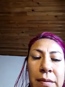 Snapshot of tatianabelli chatting on June 7, 5:40 pm tatianabelli online show from June 7, 5:40 pm