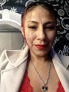 tatianabelli online show from April 22, 12:50 am