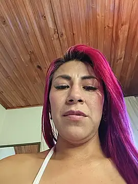 Snapshot of tatianabelli chatting on July 4, 10:47 pm tatianabelli online show from July 4, 10:47 pm