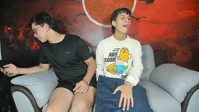 Versatilboys  online show from March 26, 8:40 pm