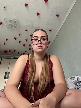 MissAuroraX online show from May 15, 12:47 pm
