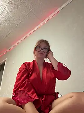 Snapshot of MissAuroraX chatting on June 14, 10:00 pm MissAuroraX online show from June 14, 10:00 pm