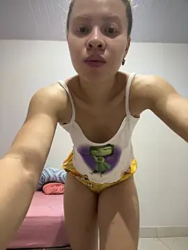 jhully hot online show from May 17, 1:11 pm