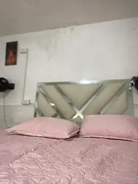 AlanaBrunetteX X online show from May 10, 2:15 am