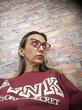 AlanaBrunetteX X online show from May 24, 2:11 am