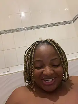 Snapshot of AngelicCaramelxxx chatting on April 18, 7:58 pm AngelicCaramelxxx online show from April 18, 7:58 pm