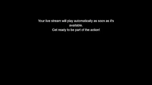 DreamyPair online show from April 4, 9:27 am