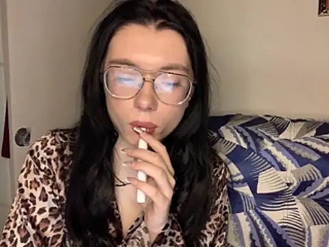 Baby-On-Fire online show from April 5, 6:25 pm