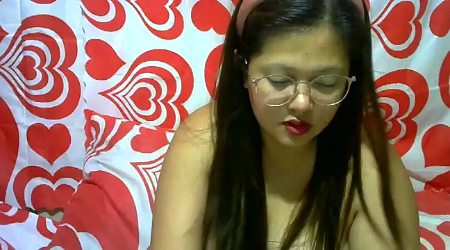 Snapshot of Miss_Ashley chatting on February 13, 4:28 pm Miss Ashley online show from February 13, 4:28 pm