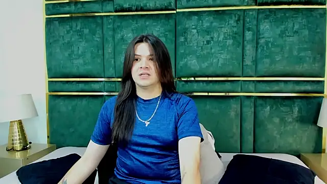 MatthewDavis  online show from May 27, 12:23 pm